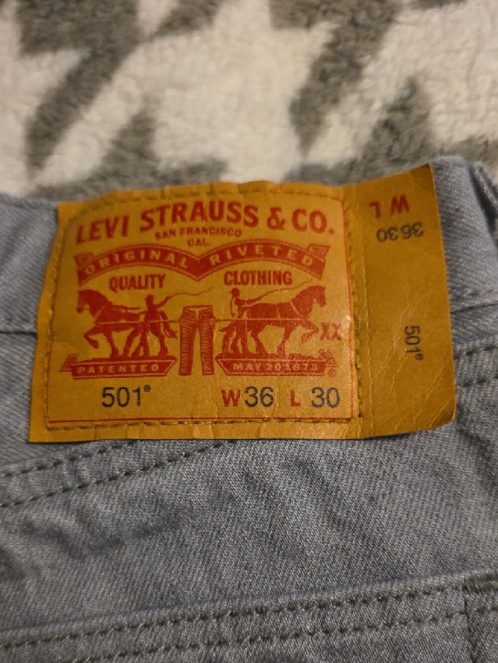 Levi's Light Gray 501® Men's Jeans Size 36x30 - Picture 3 of 4
